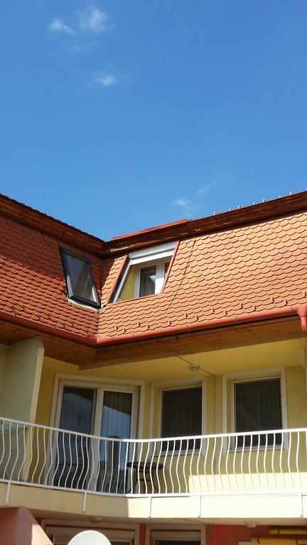 Boglarka Apartman Hajdúszoboszló Екстериор снимка